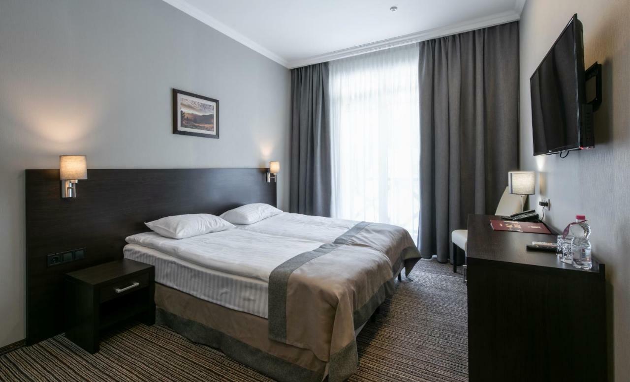 Optima Collection Park Hotel Ivano-Frankivsk Exterior photo