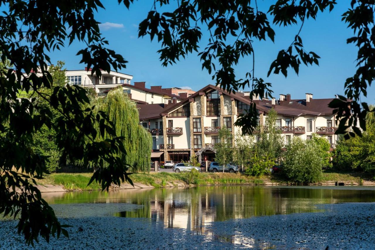 Optima Collection Park Hotel Ivano-Frankivsk Exterior photo